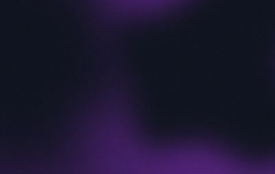 Grainy mesh gradient in purple and black